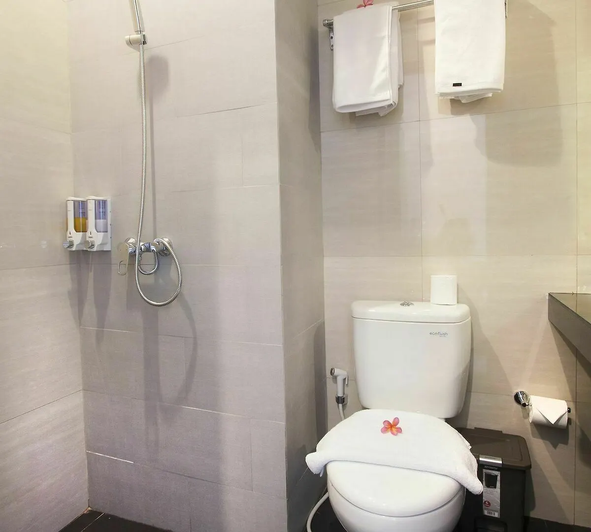 Hotel Casa Kayu Aya Seminyak